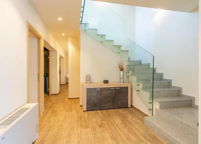 Eleanna 别墅 *
