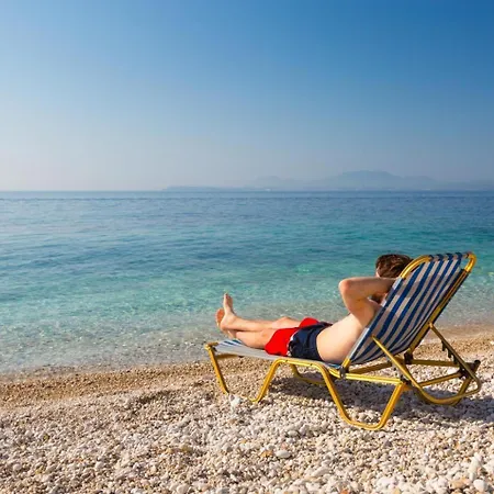 Eleanna Вилла Agnitsini