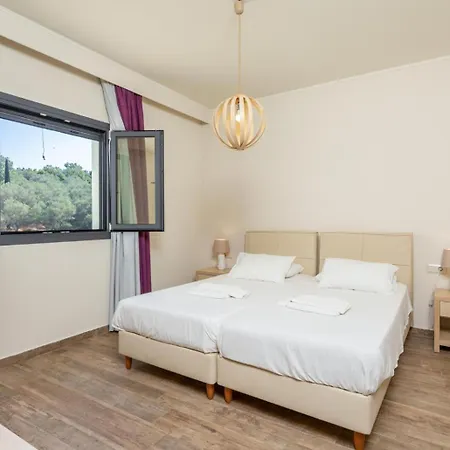 Eleanna Вилла Agnitsini